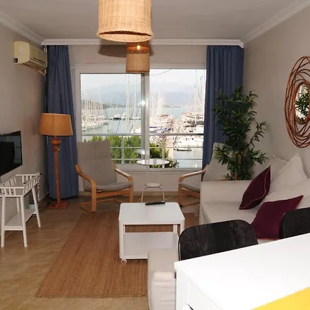 公寓 Seaview 1 -bedroom Flat At Marina 费特希耶